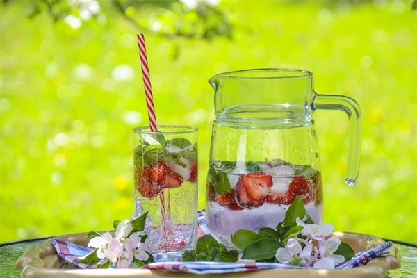Cooling vs Warming Herbs: How to Choose the Right One